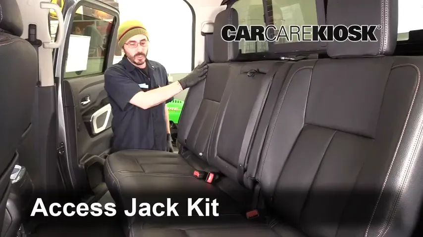 2017 Nissan Titan XD SL 5.6L V8 Jack Up Car